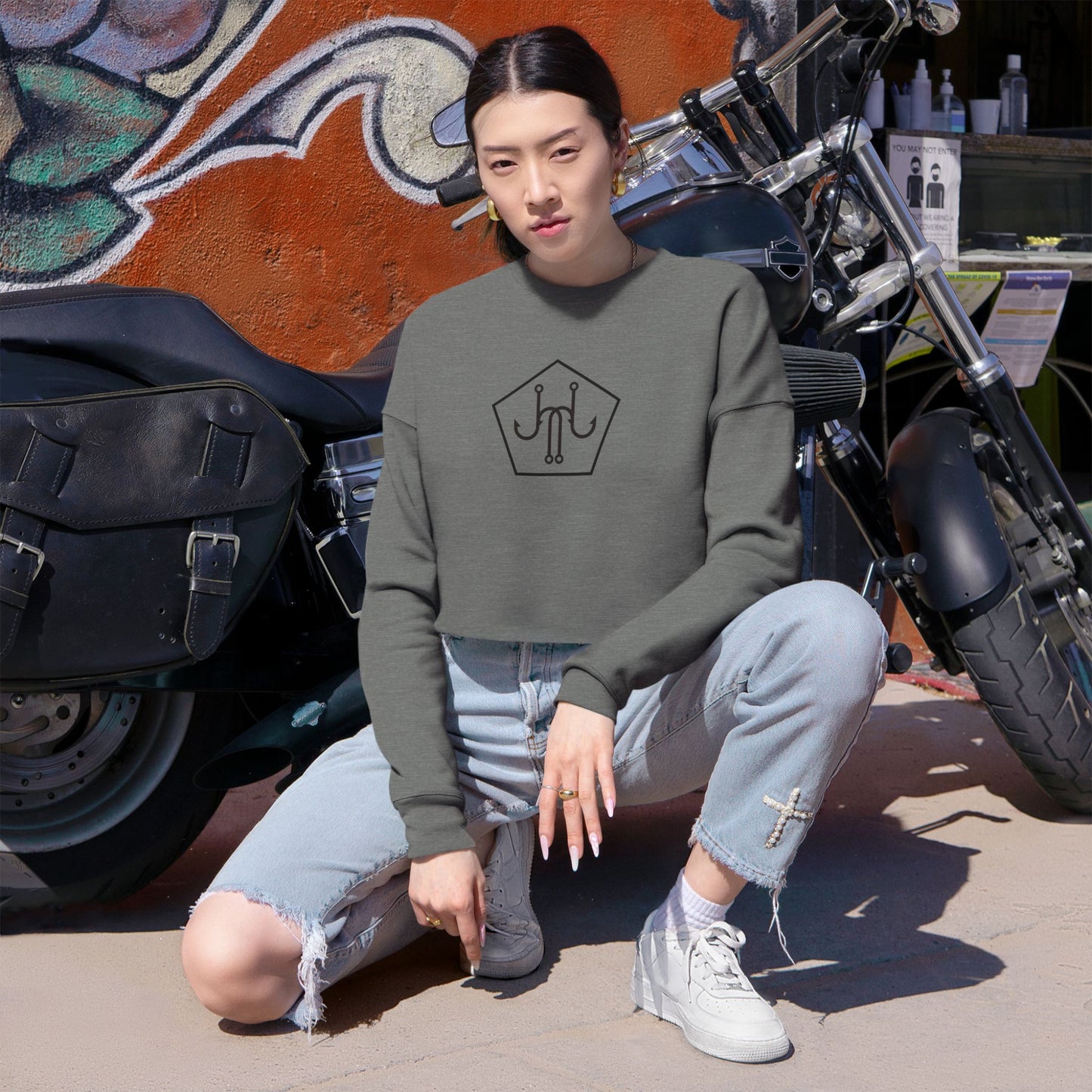 Jomo Joho Carteret Hook’s Cropped Sweatshirt