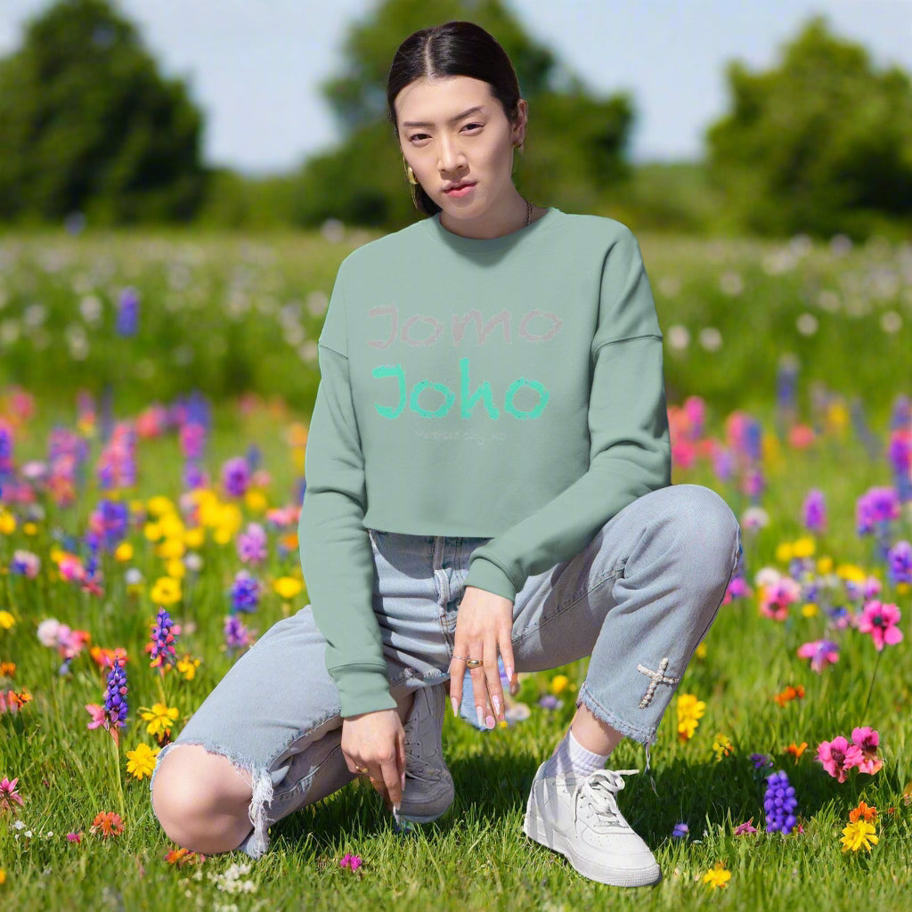 Jomo Joho Morehead Cropped Sweatshirt